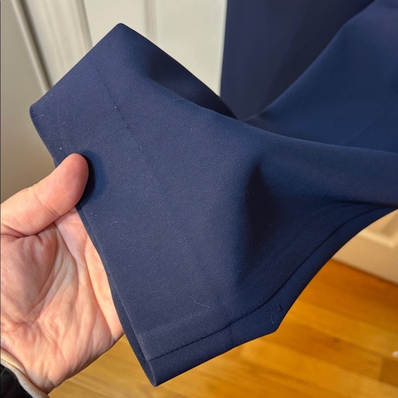 st. John Navy dress pants size 14 - note flaw normcore - Picture 7 of 7